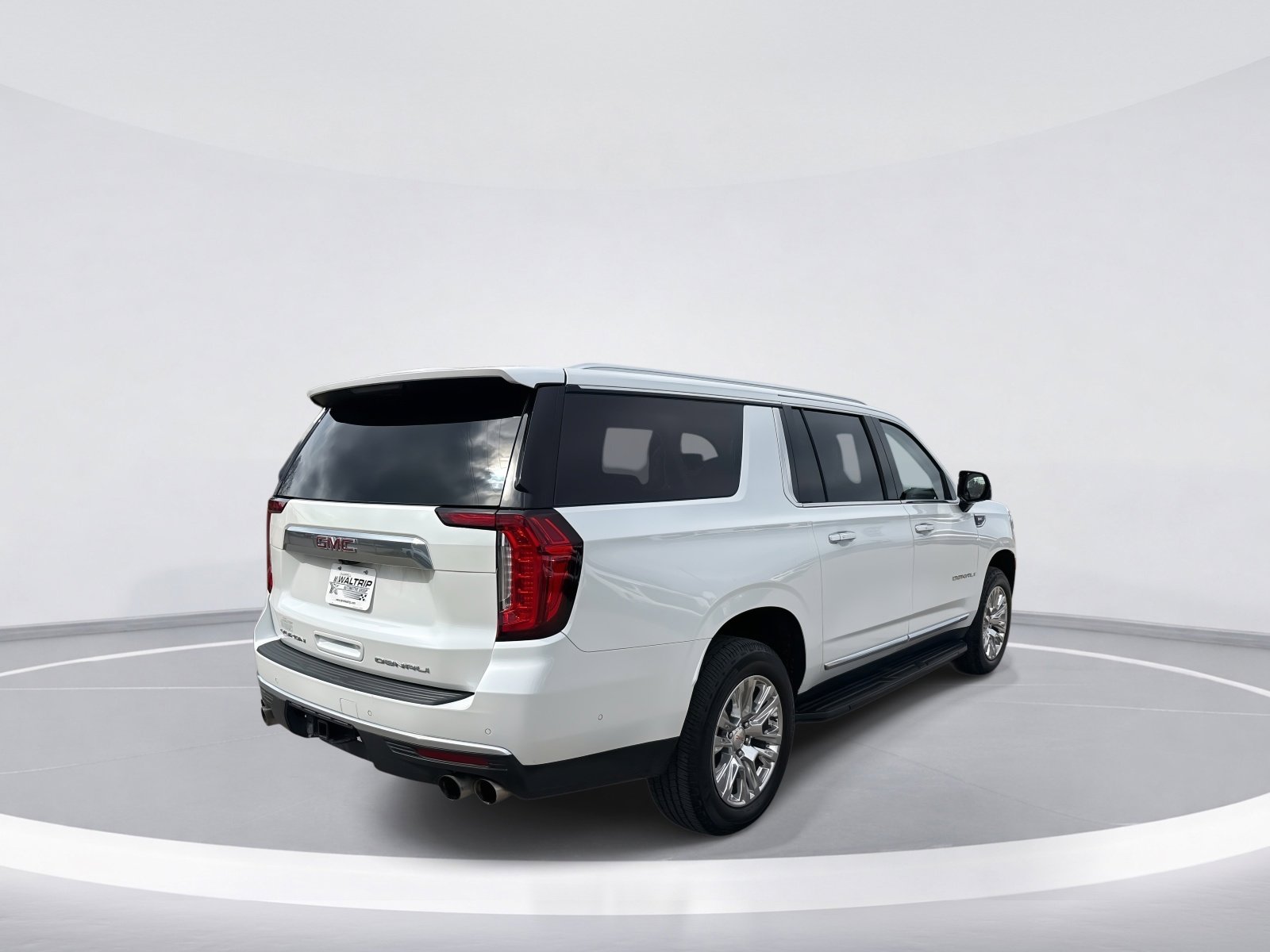 2023 GMC Yukon XL Denali photo 6