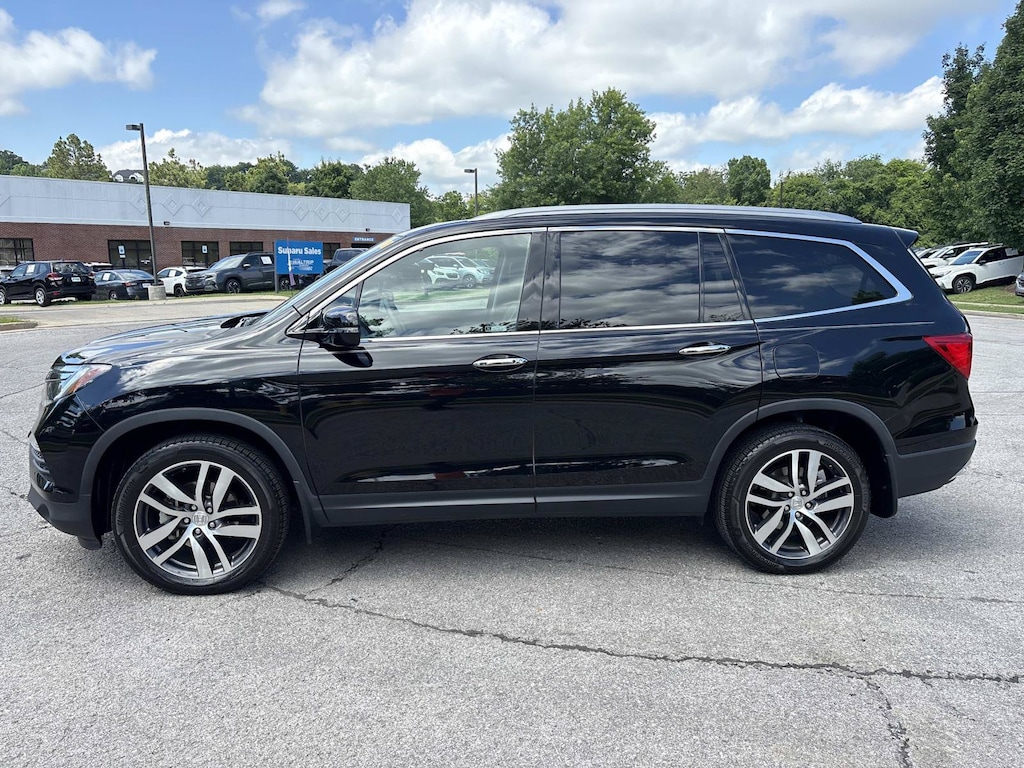 Used 2018 Honda Pilot Touring SUV