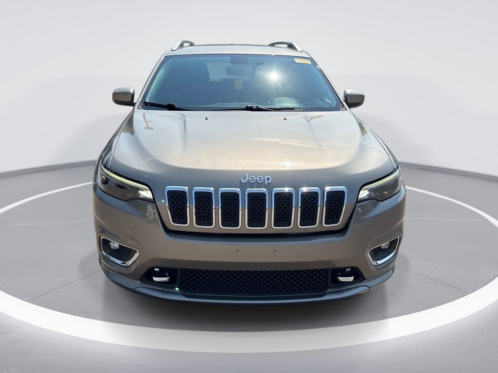 Used 2019 Jeep Cherokee Overland FWD SUV