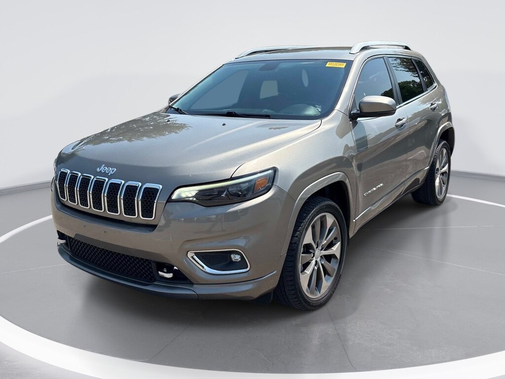 Used 2019 Jeep Cherokee Overland FWD SUV