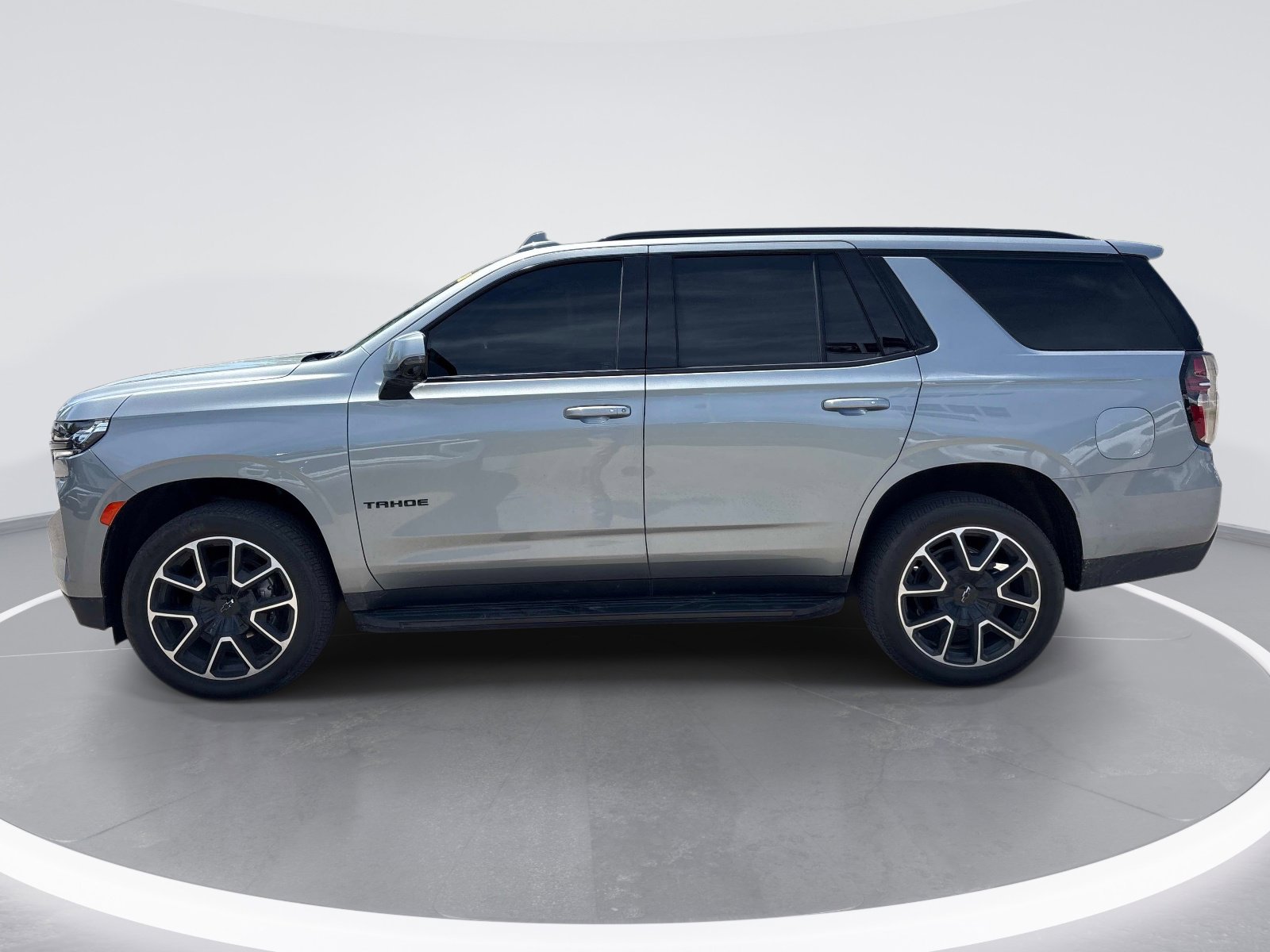 2024 Chevrolet Tahoe RST photo 5