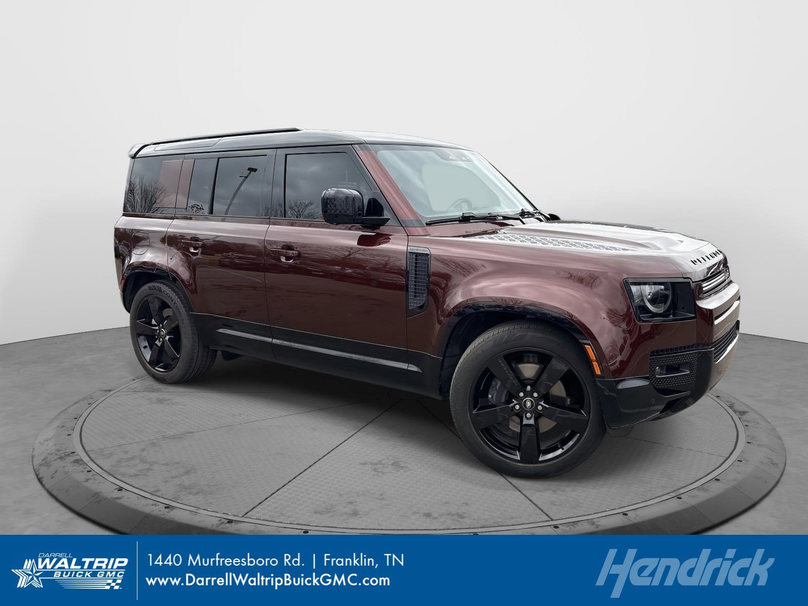 2025 Land Rover Defender Sedona Red's photo