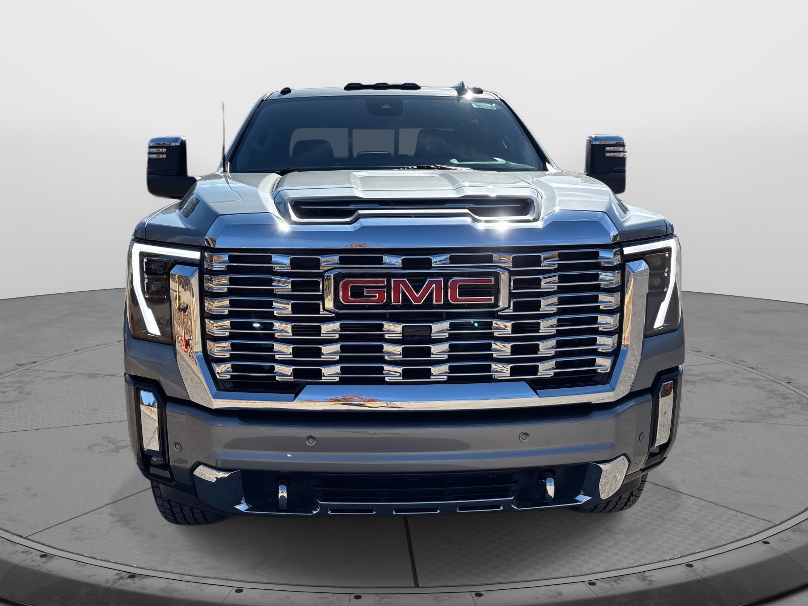 2024 Gmc Sierra 2500 HD Denali photo 2