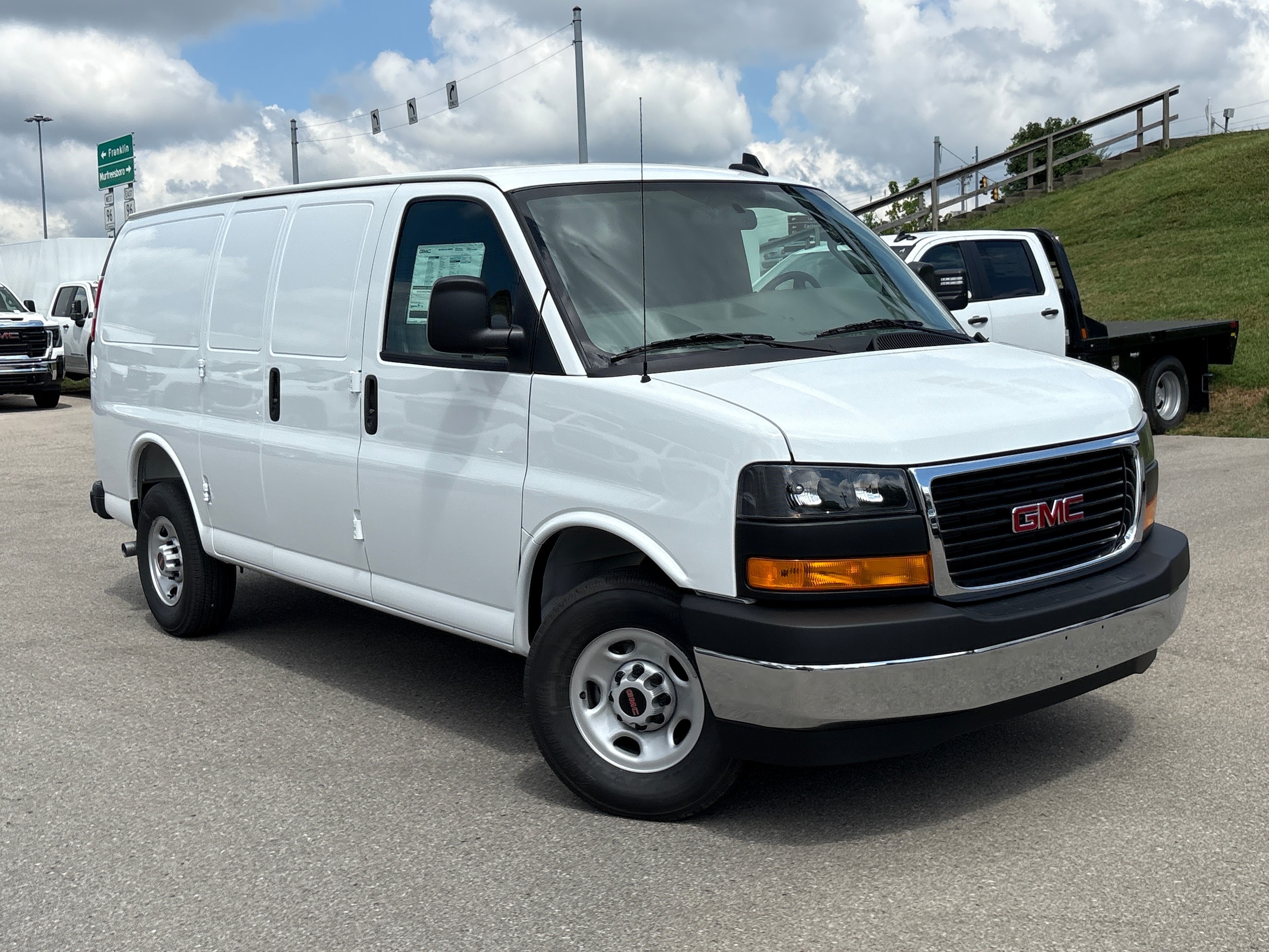 2025 GMC Savana Cargo Work Van's photo