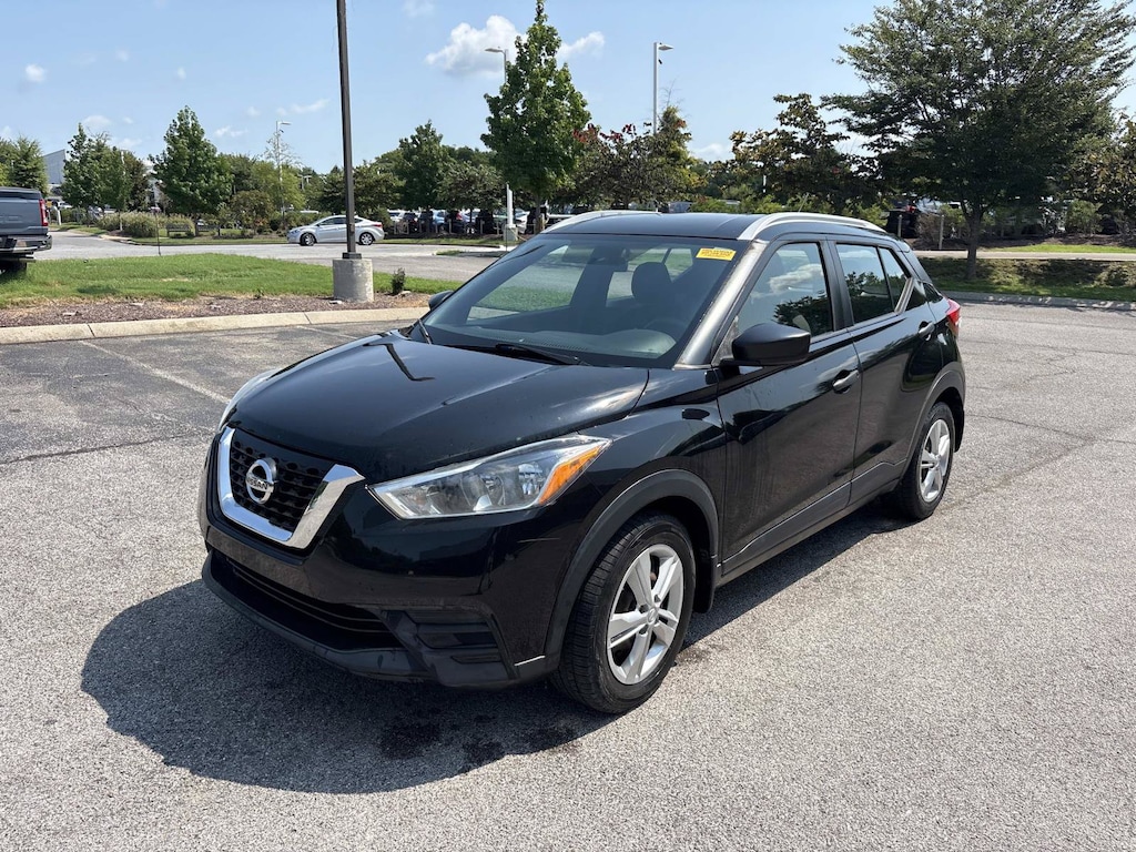Used 2019 Nissan Kicks S SUV