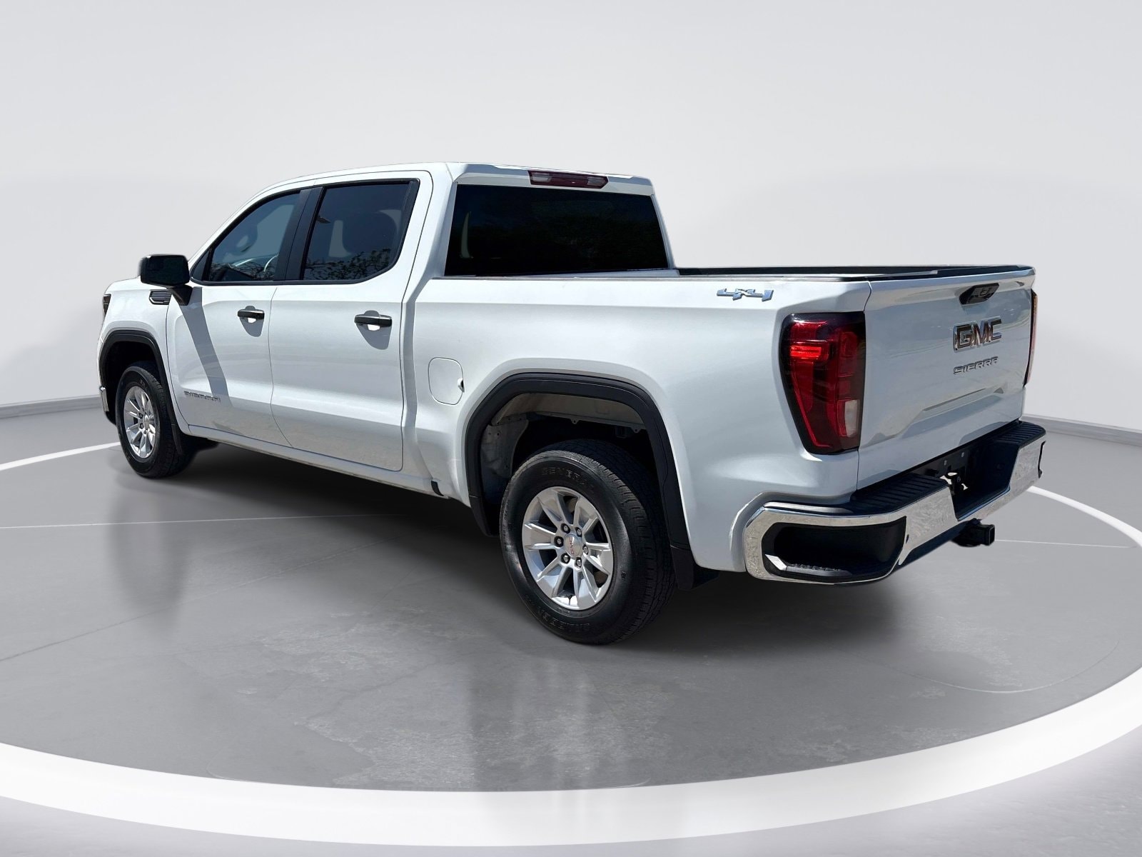 2024 GMC Sierra 1500 Pro photo 5