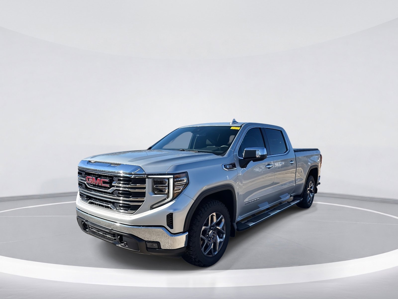 2022 GMC Sierra 1500 SLT photo 2