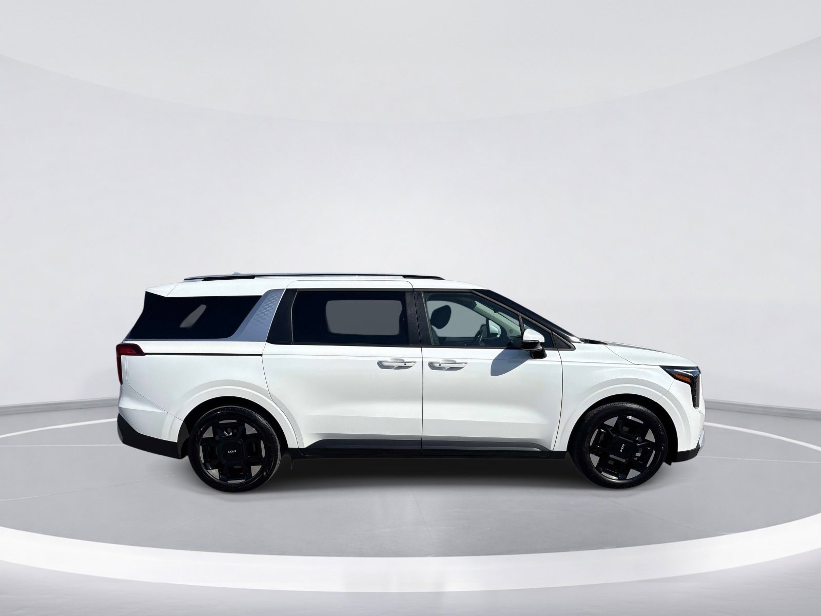 2025 Kia Carnival MPV EX photo 3