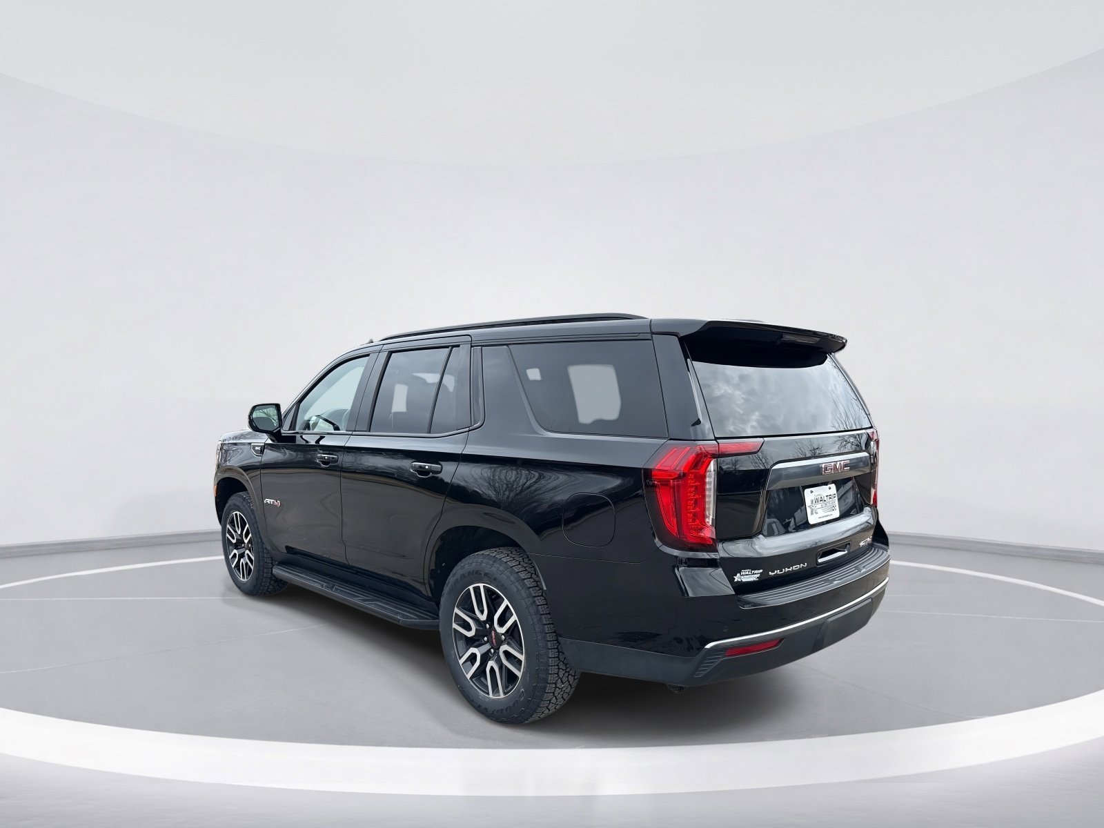 2022 GMC Yukon AT4 photo 5