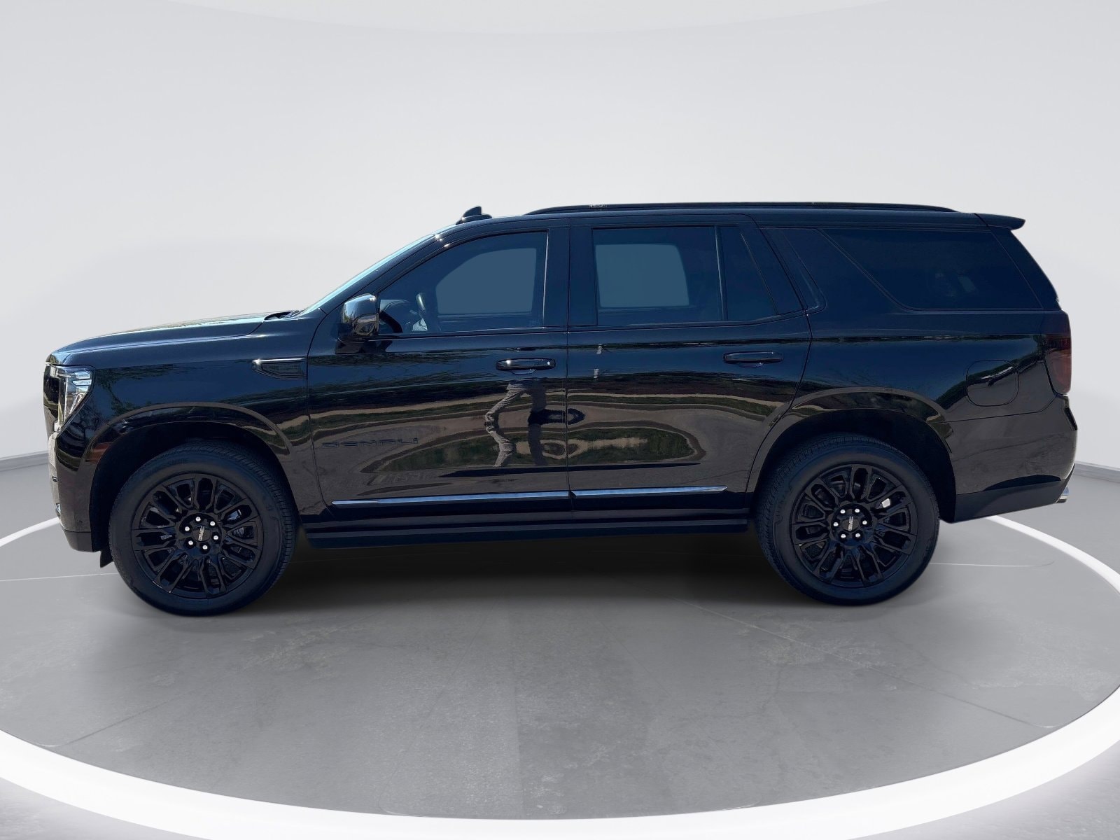 2023 GMC Yukon Denali Ultimate photo 4