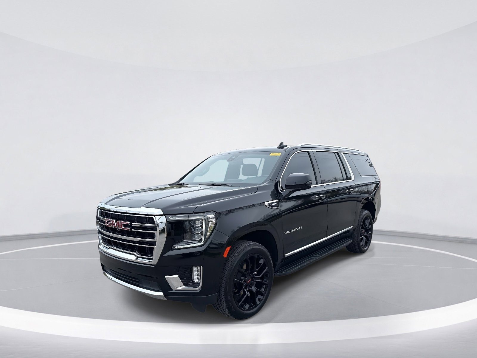 2022 GMC Yukon XL SLT photo 2
