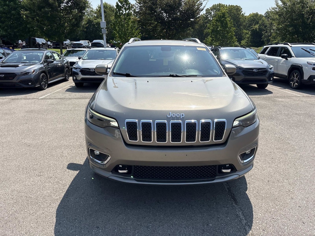 Used 2019 Jeep Cherokee Overland FWD SUV
