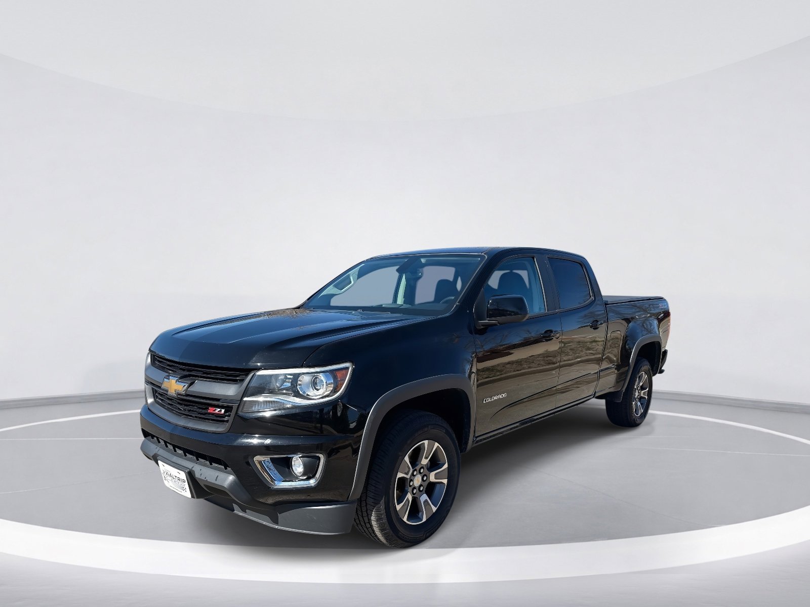 2015 Chevrolet Colorado 4WD Z71 photo 2
