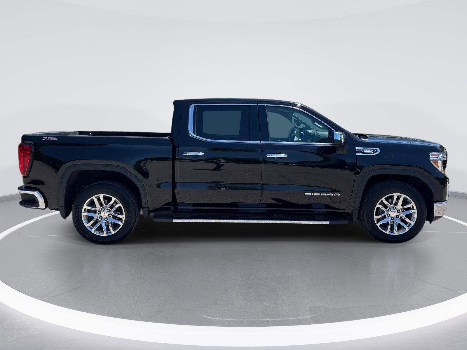 2020 GMC Sierra 1500 SLT photo 3