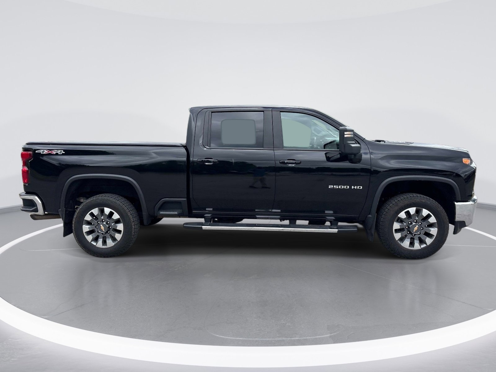2021 Chevrolet Silverado 2500 HD LT photo 3
