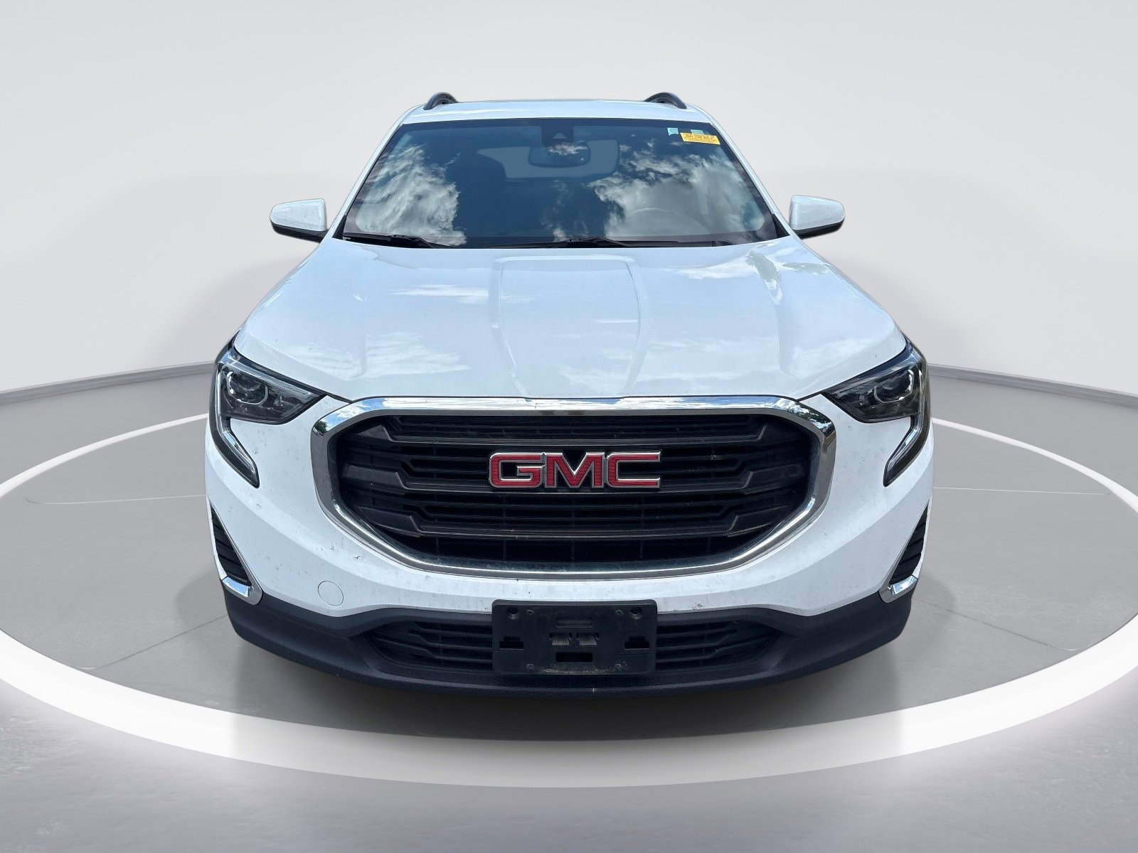 2020 GMC Terrain SLE photo 2