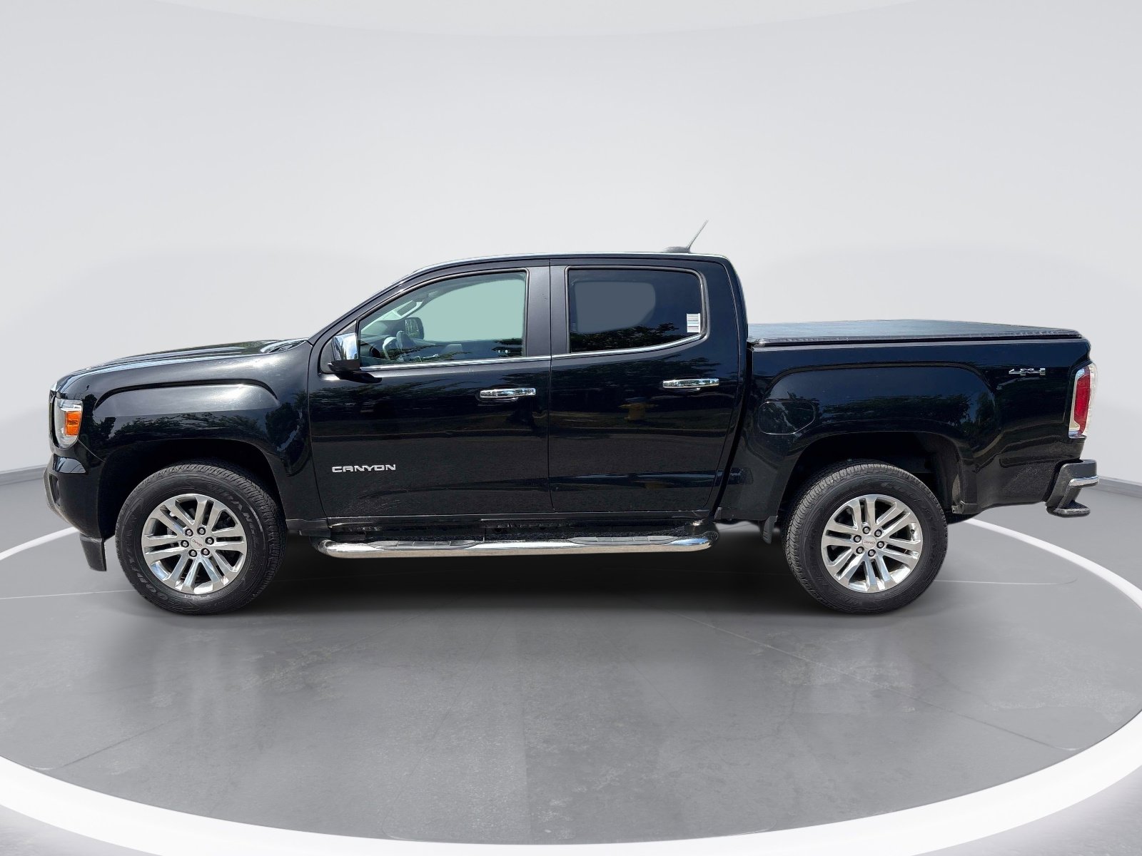 2020 GMC Canyon 4WD SLT photo 4