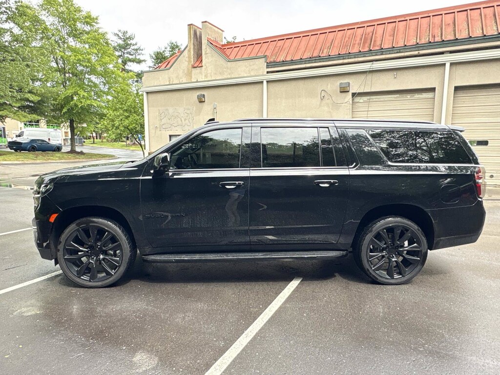 Used 2024 Chevrolet Suburban RST SUV