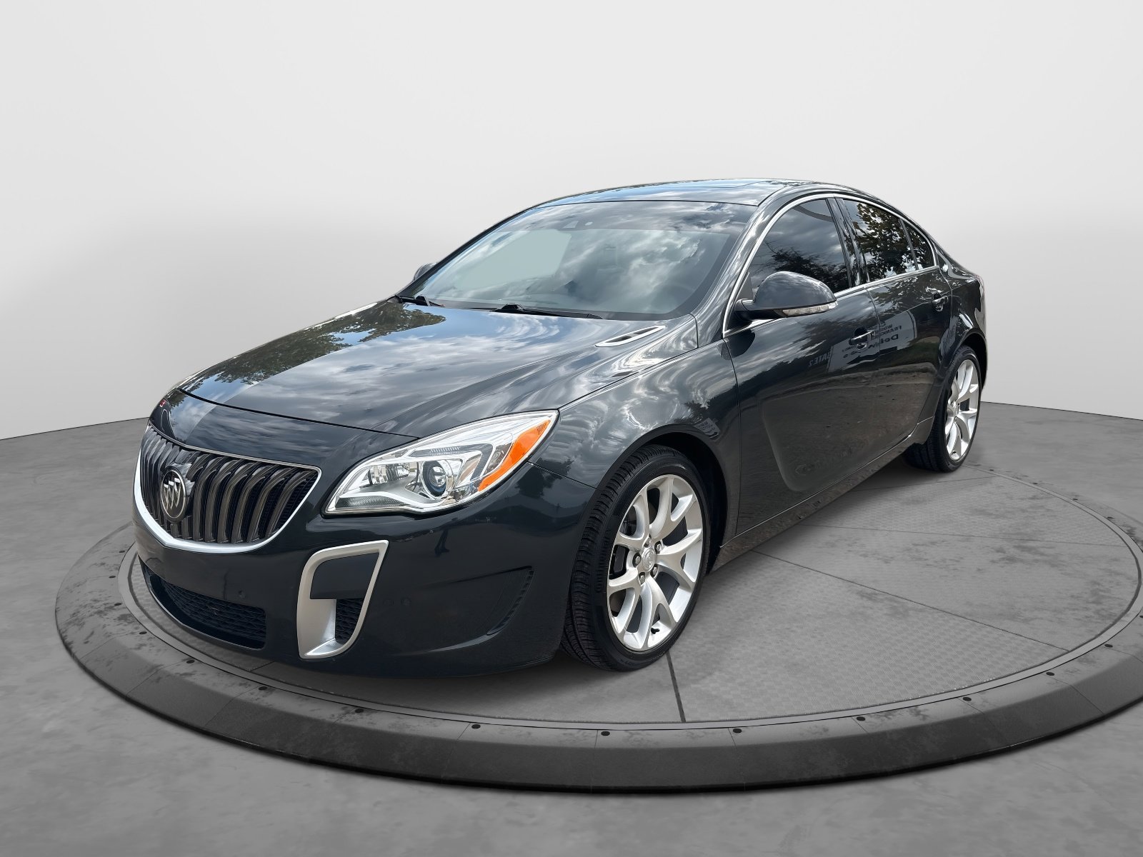 2016 Buick Regal Turbo GS photo 2