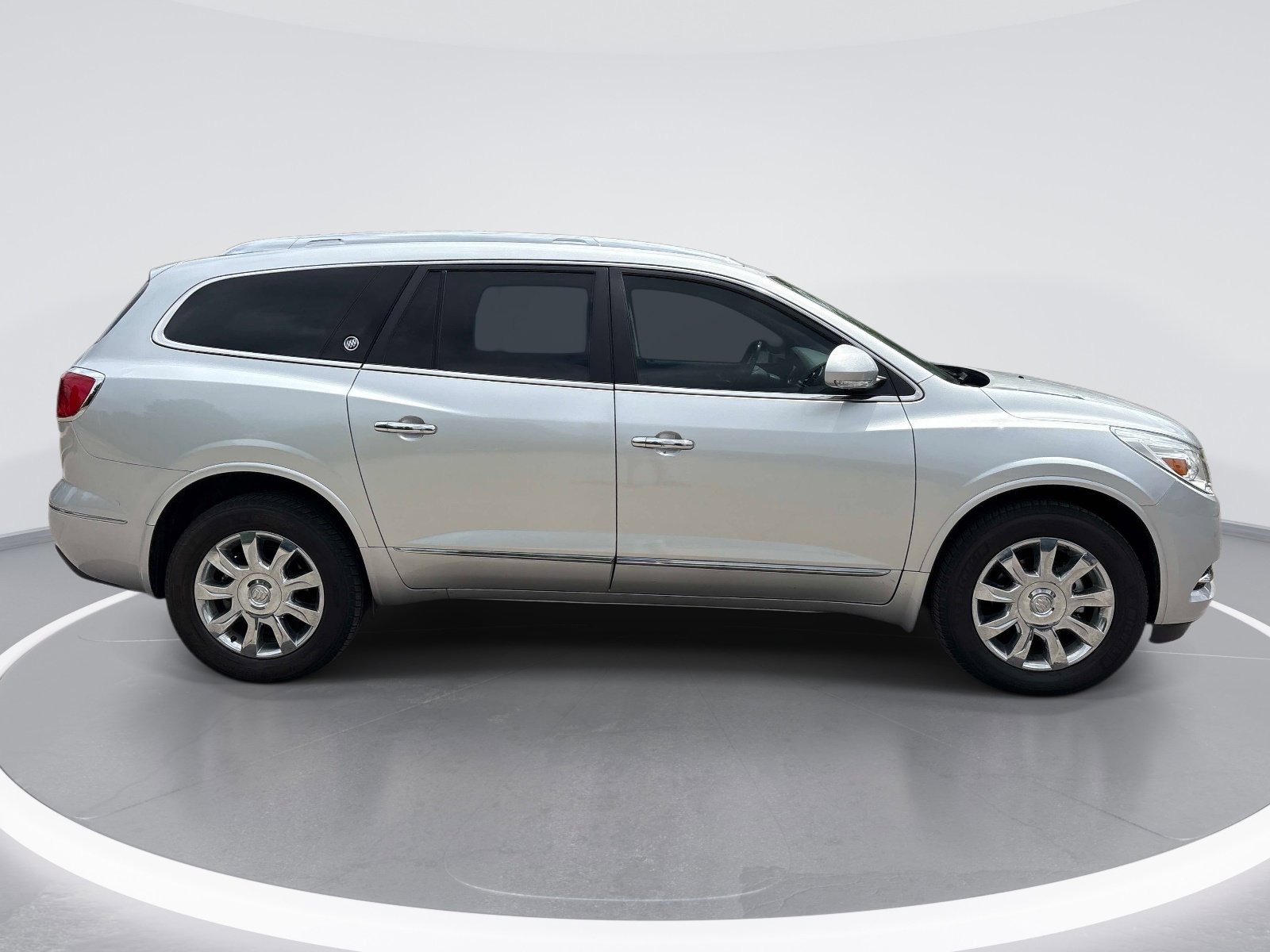 2017 Buick Enclave Leather photo 3