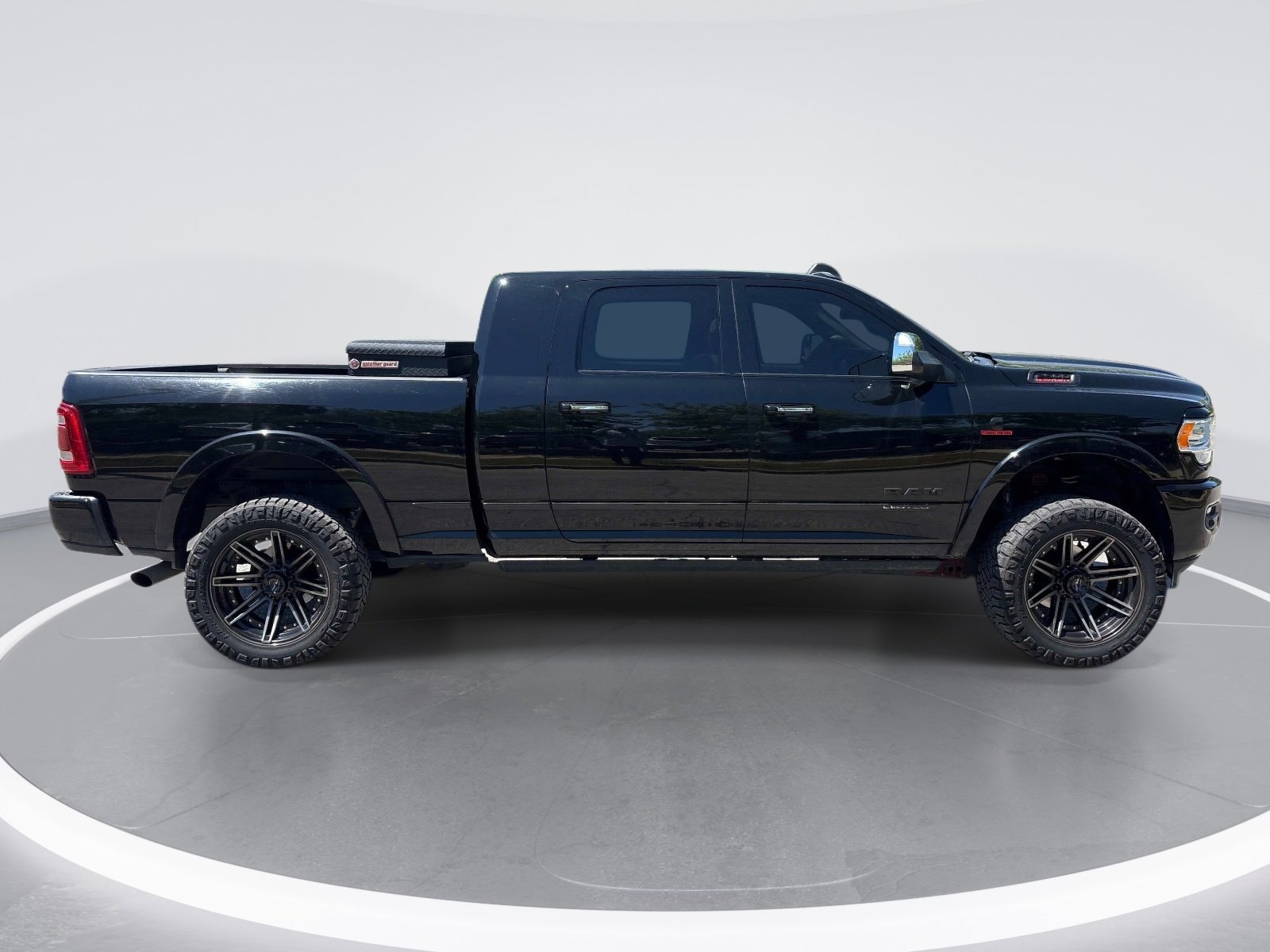 2020 Ram 2500 Limited Mega Cab 4x4 64 Box photo 3