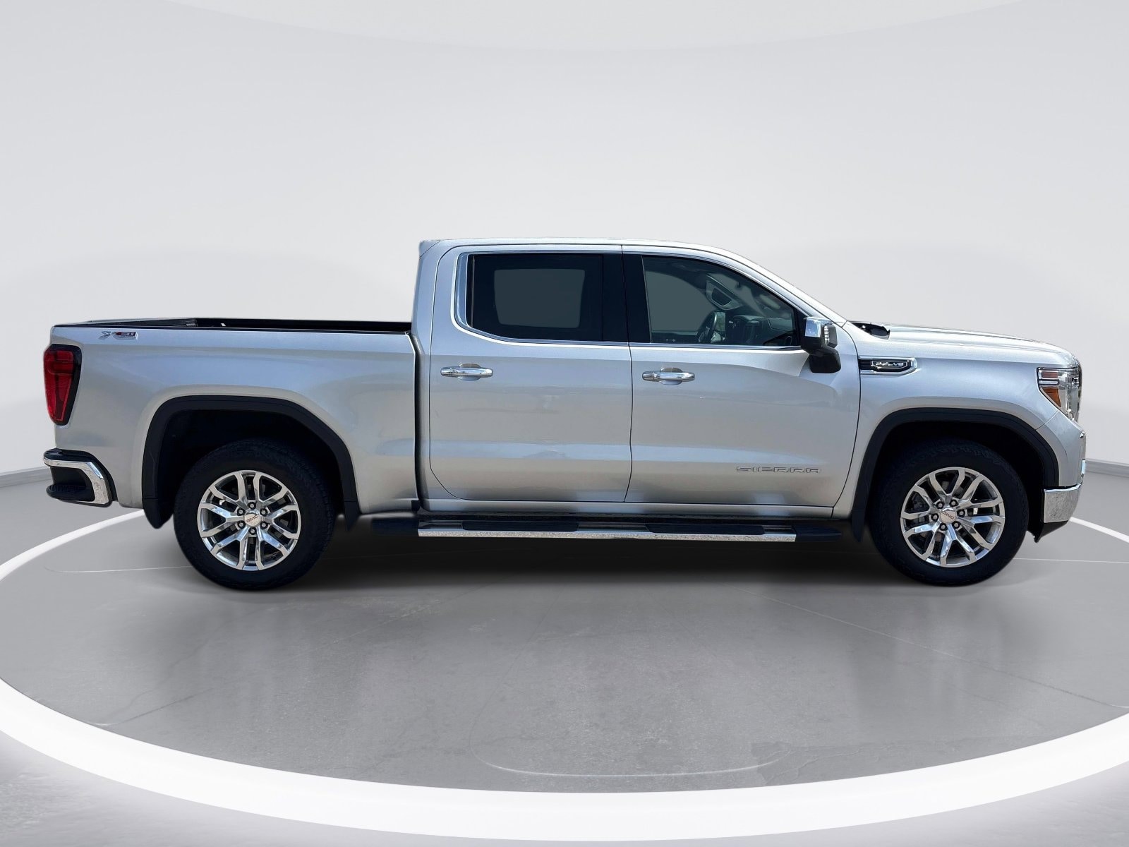 2020 GMC Sierra 1500 SLT photo 3