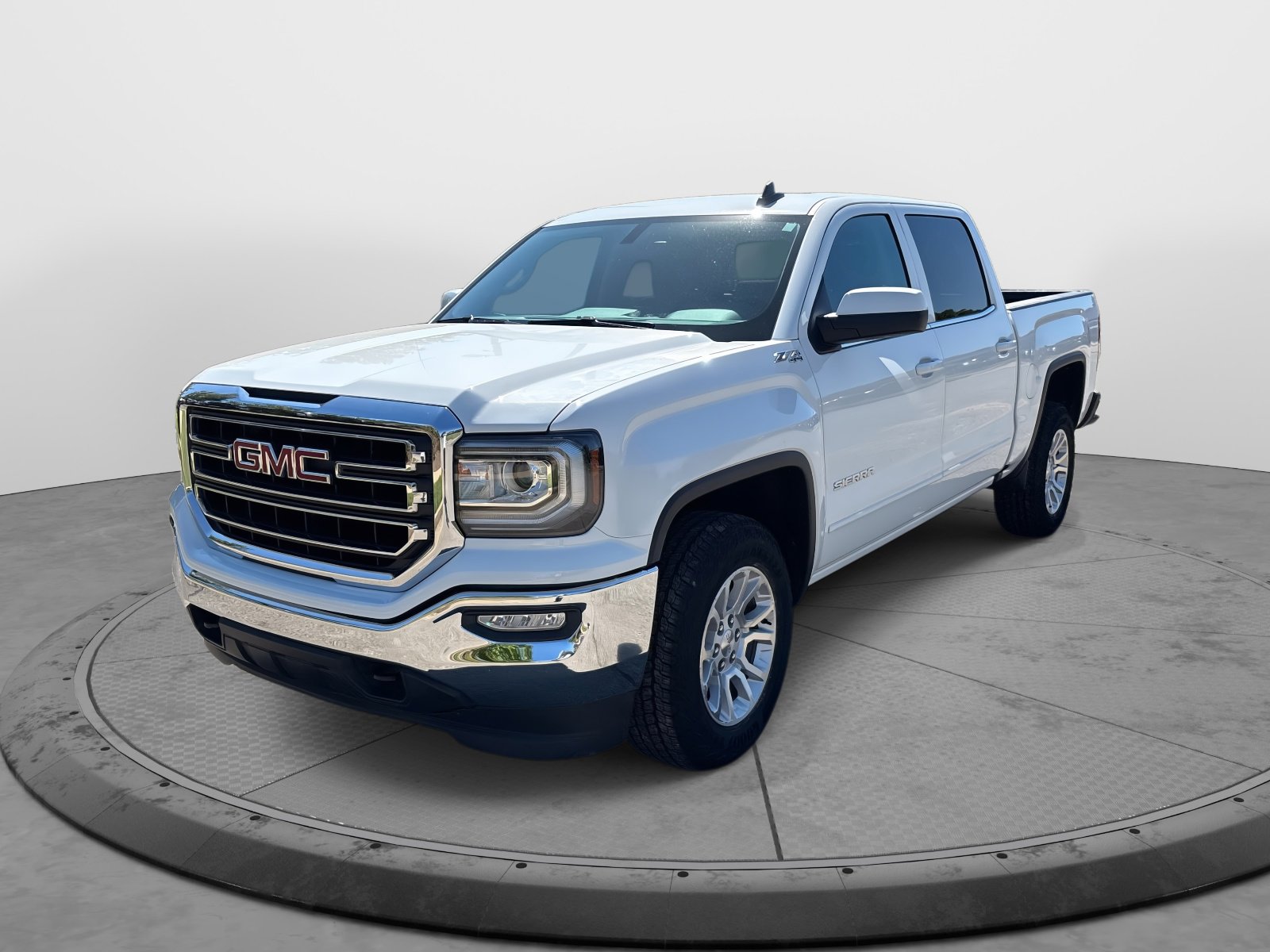 2018 Gmc Sierra SLE photo 3