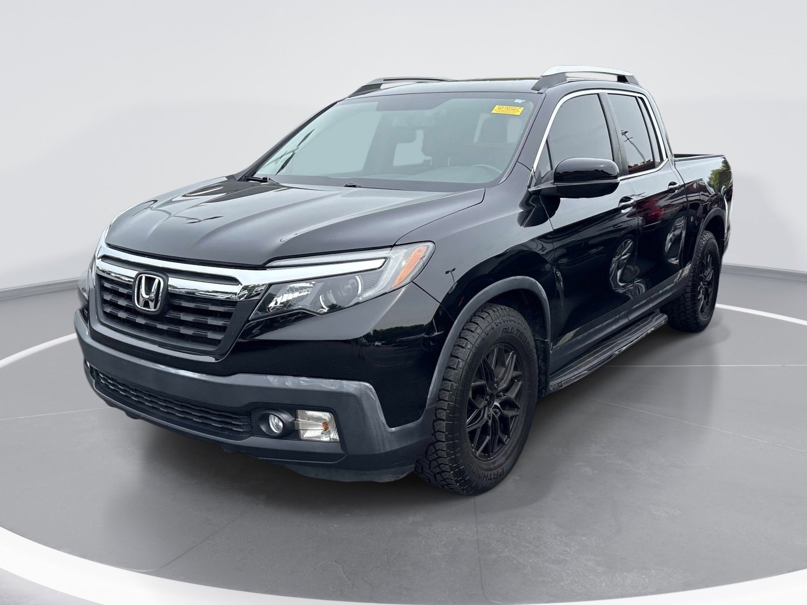 2017 Honda Ridgeline RTL-T photo 5