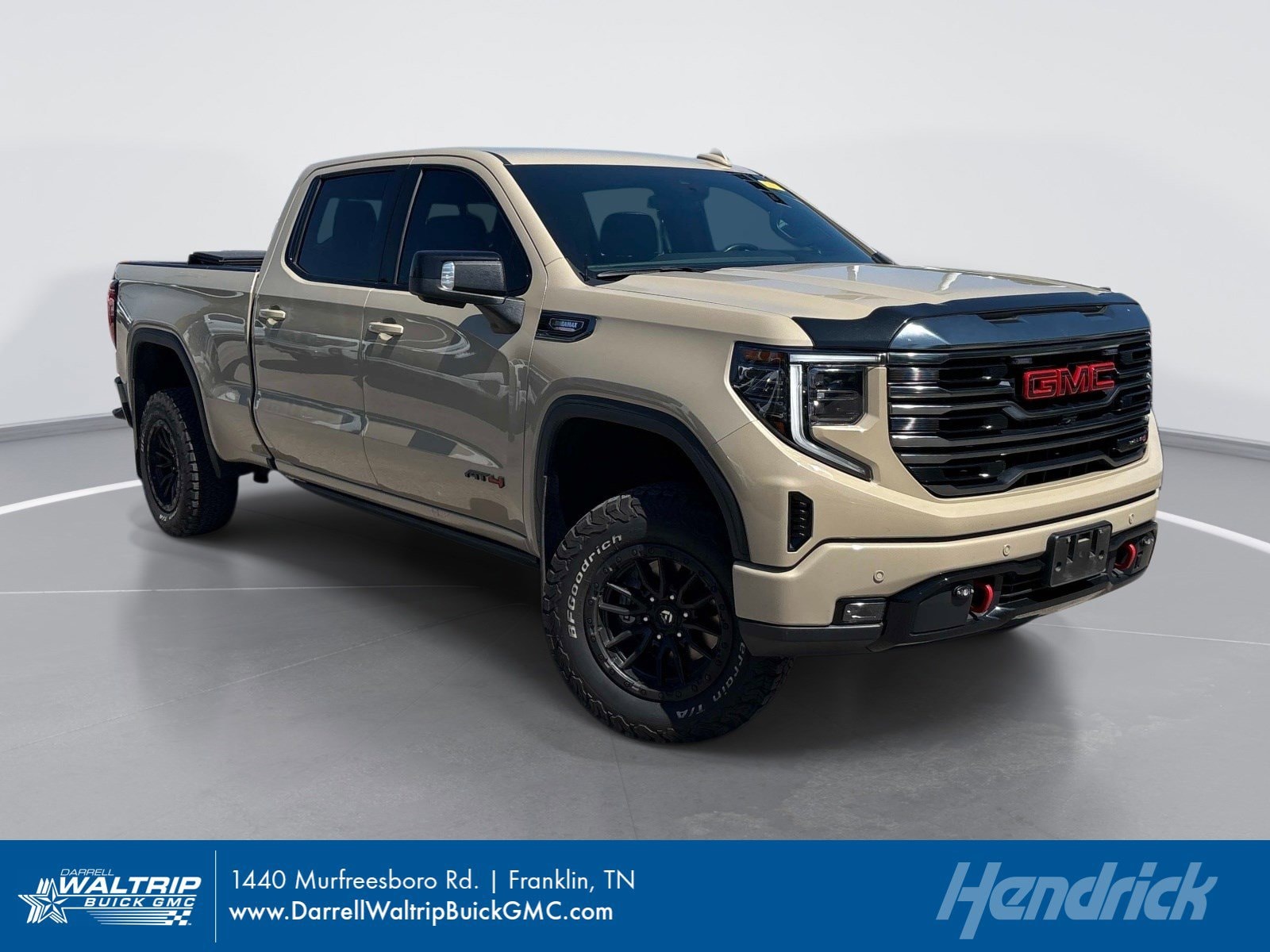 2023 GMC Sierra 4WD Crew Cab Short Box AT4's photo