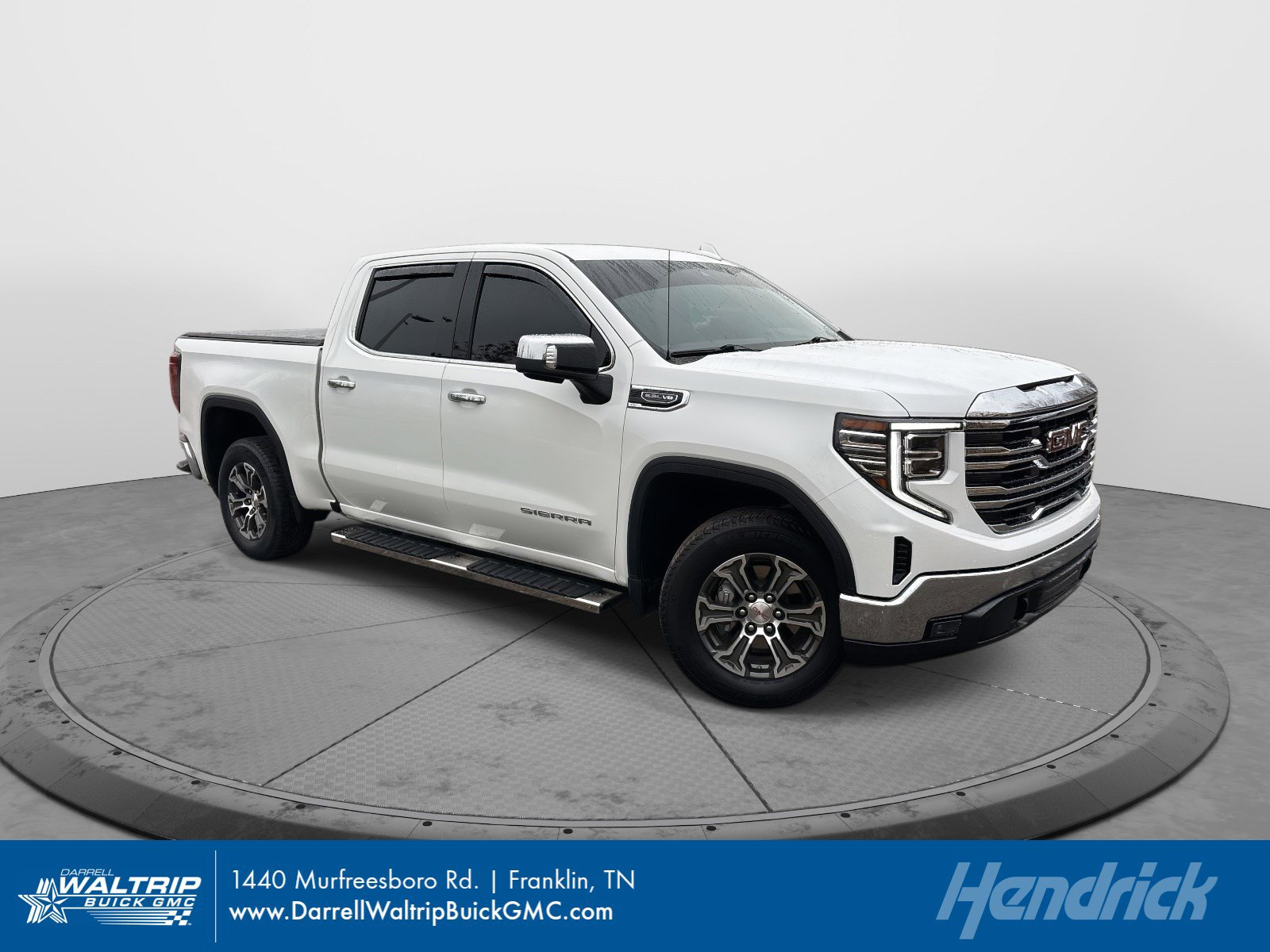 2024 GMC Sierra 1500 SLT's photo