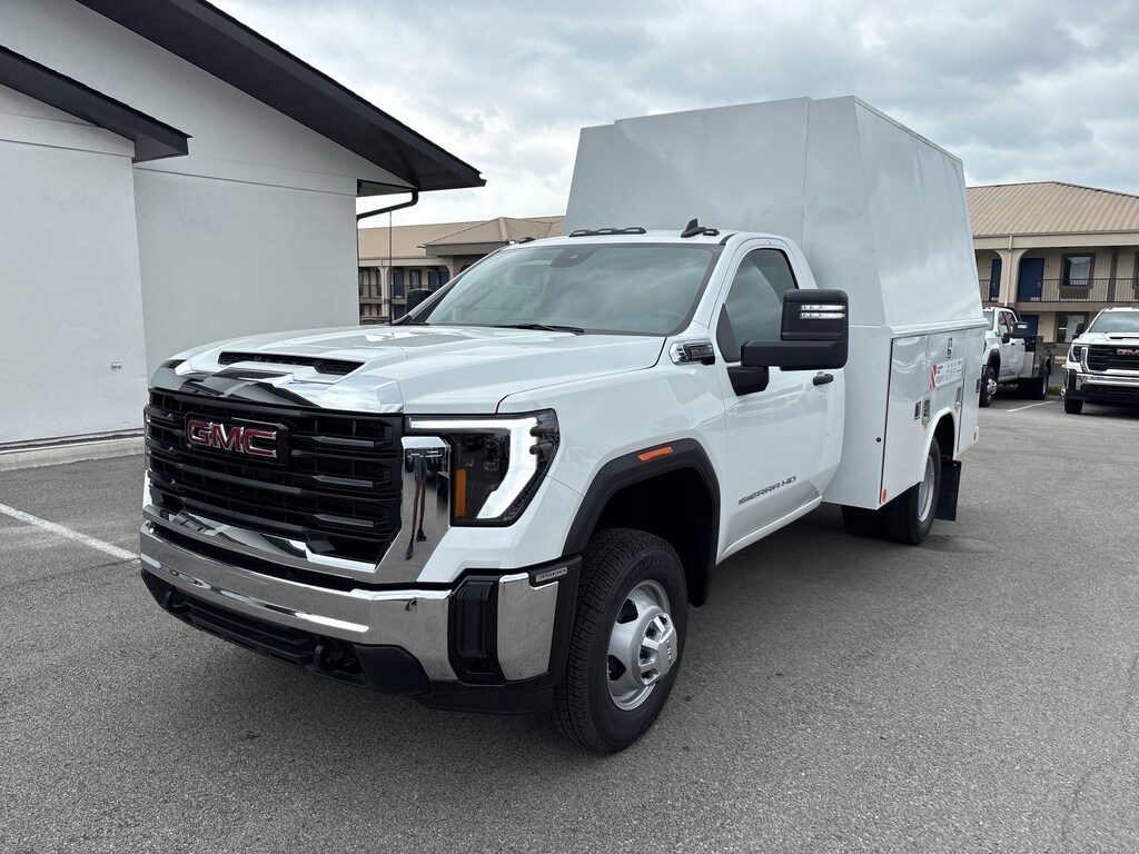 New 2025 GMC Sierra 3500 HD Chassis Cab Pro Truck