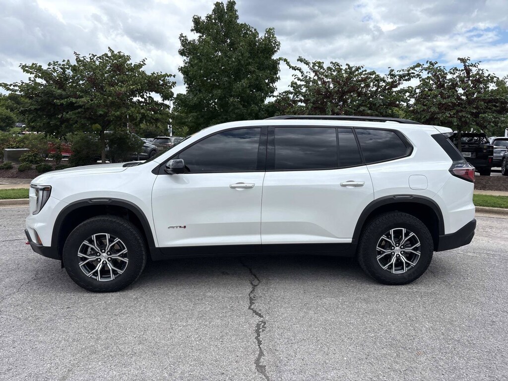 Used 2024 GMC Acadia AT4 SUV