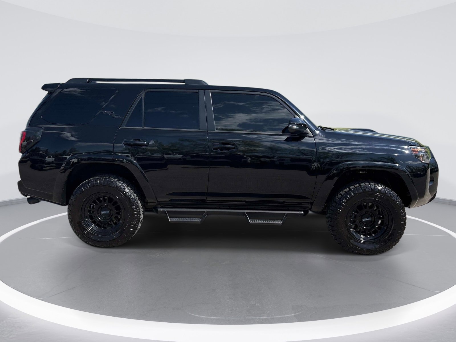 2023 Toyota 4Runner TRD Off Road Premium photo 3