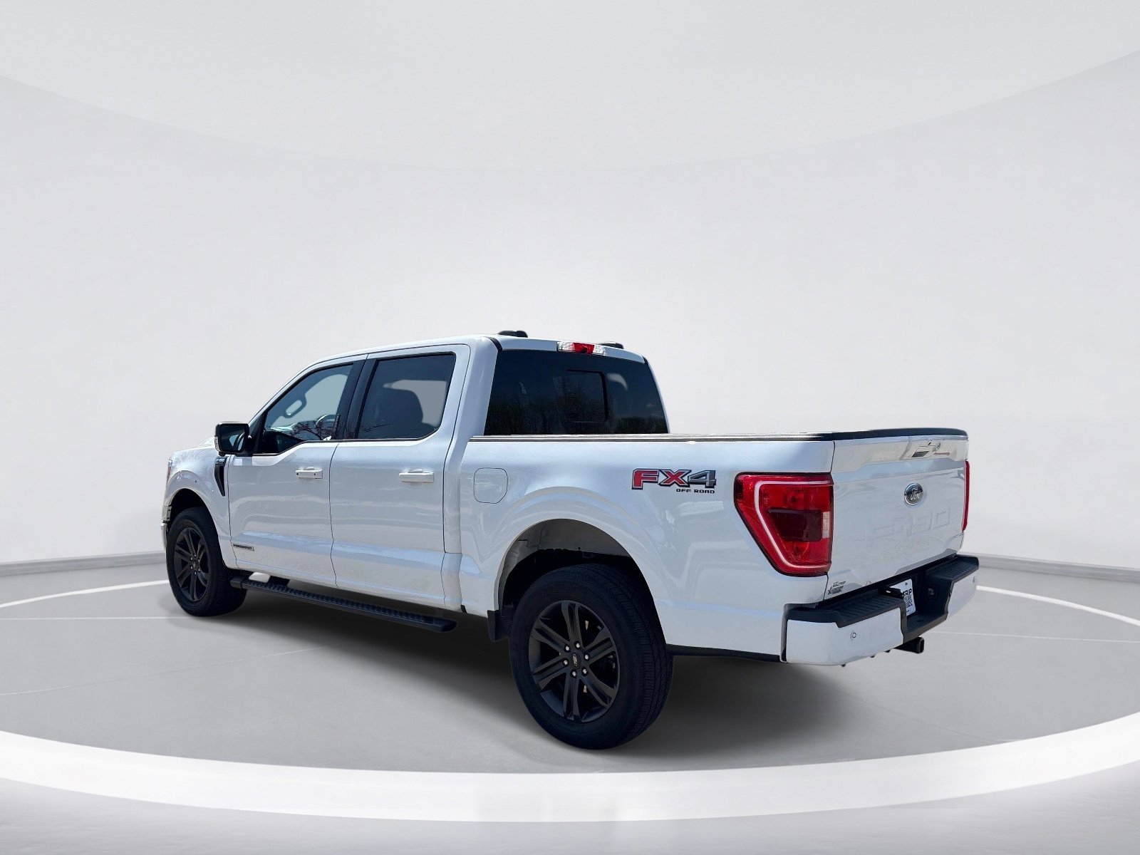 2021 Ford F-150 XLT photo 4