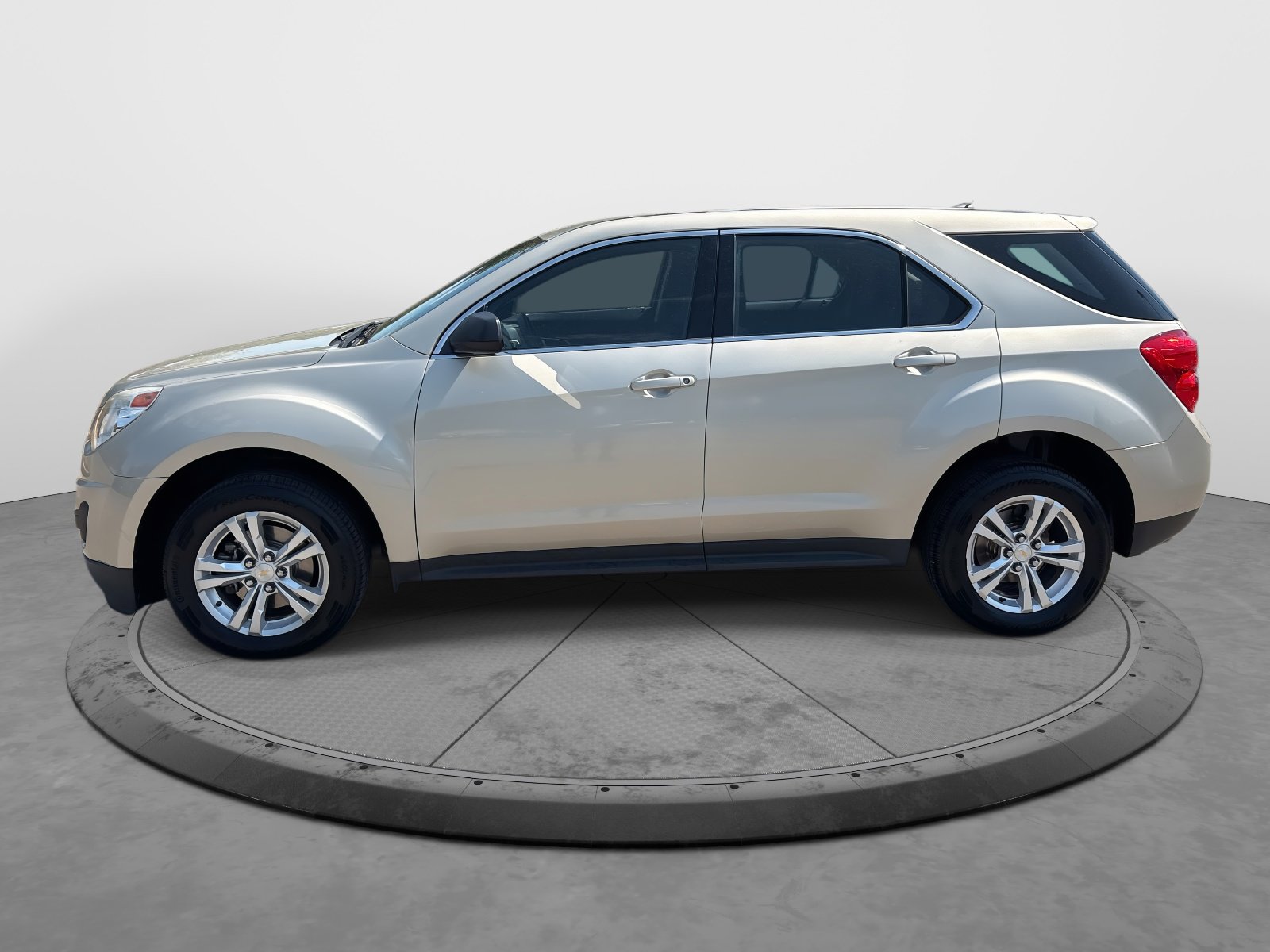 2014 Chevrolet Equinox LS photo 3