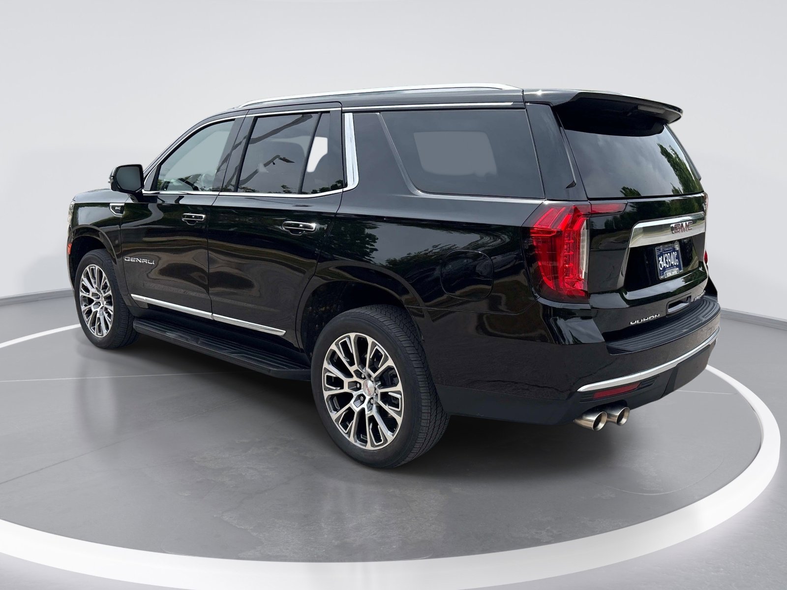 2022 GMC Yukon Denali photo 6