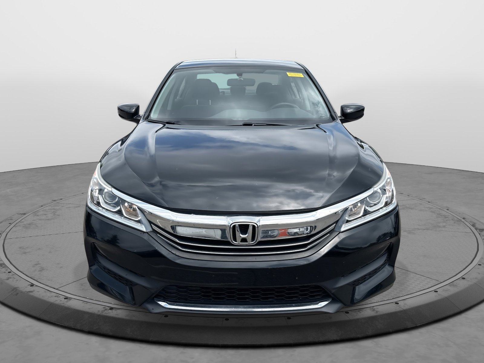 Used 2017 Honda Accord LX with VIN 1HGCR2F39HA245970 for sale in Franklin, TN