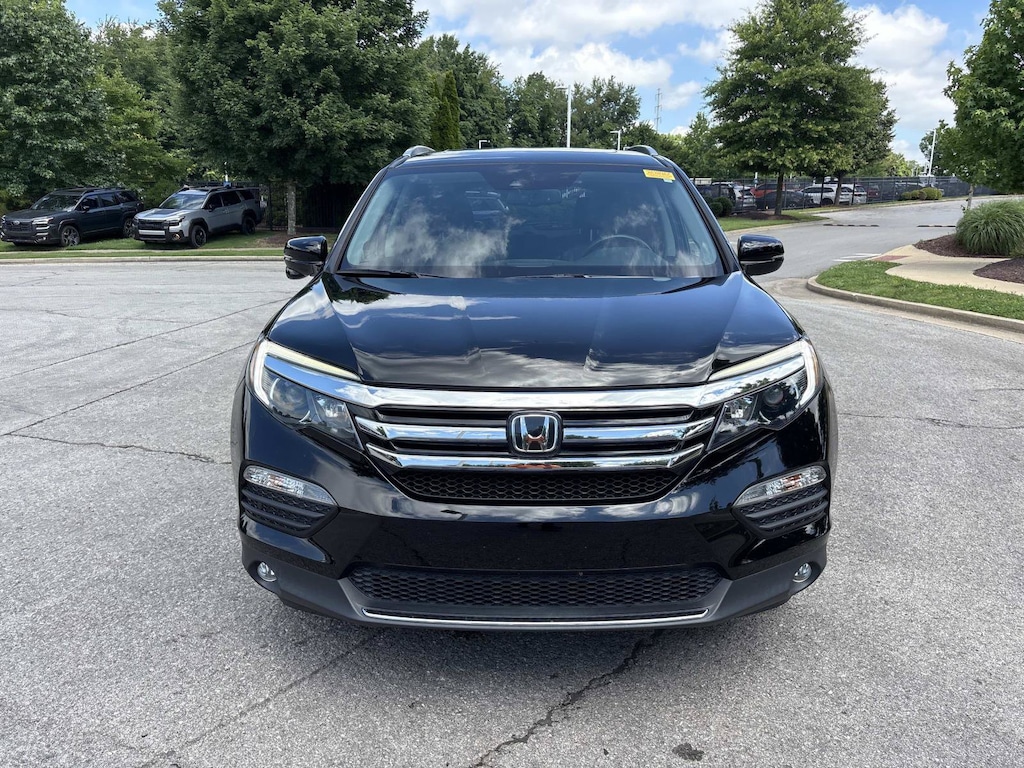 Used 2018 Honda Pilot Touring SUV