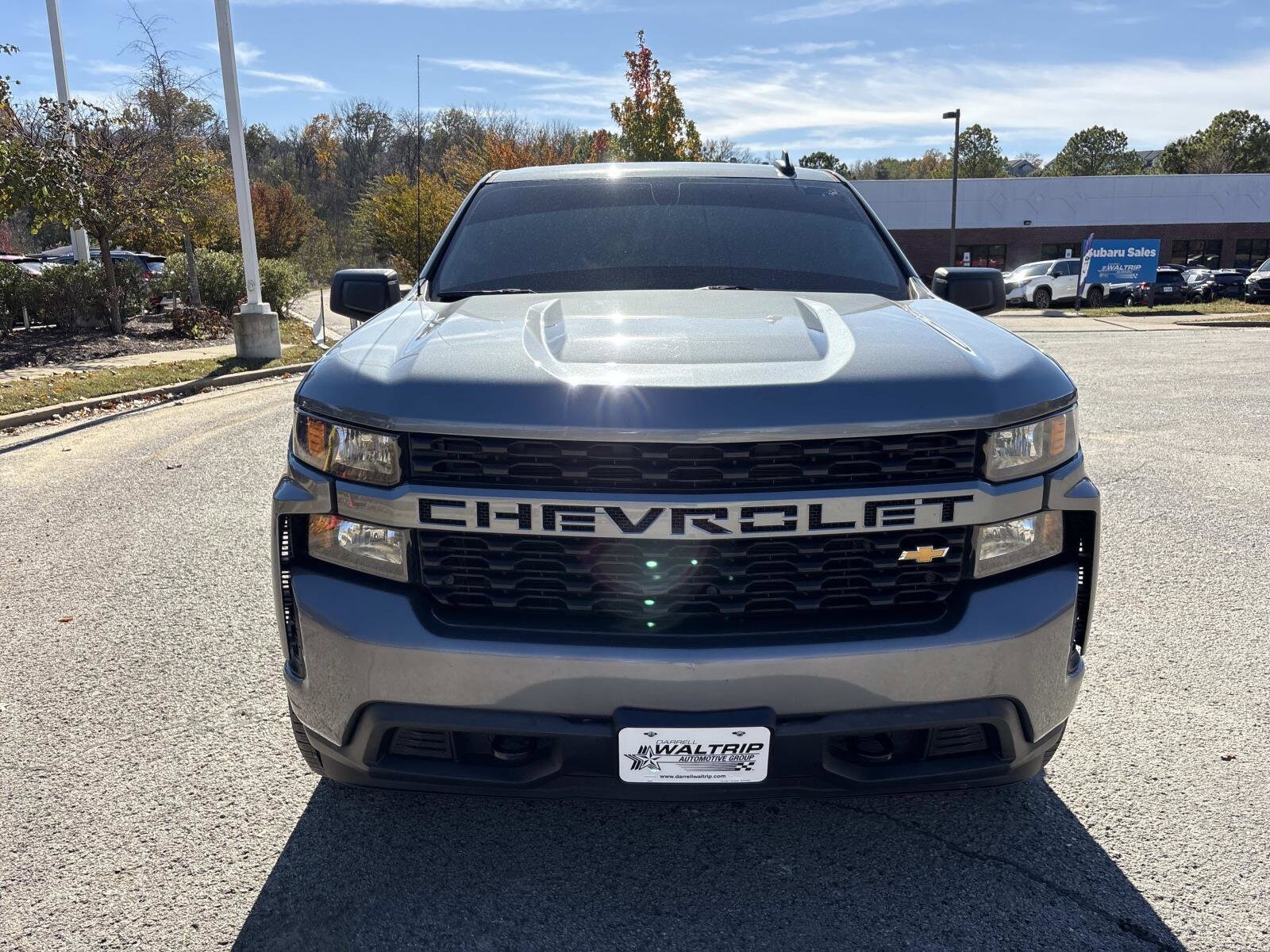 2020 Chevrolet Silverado 1500 Custom photo 2