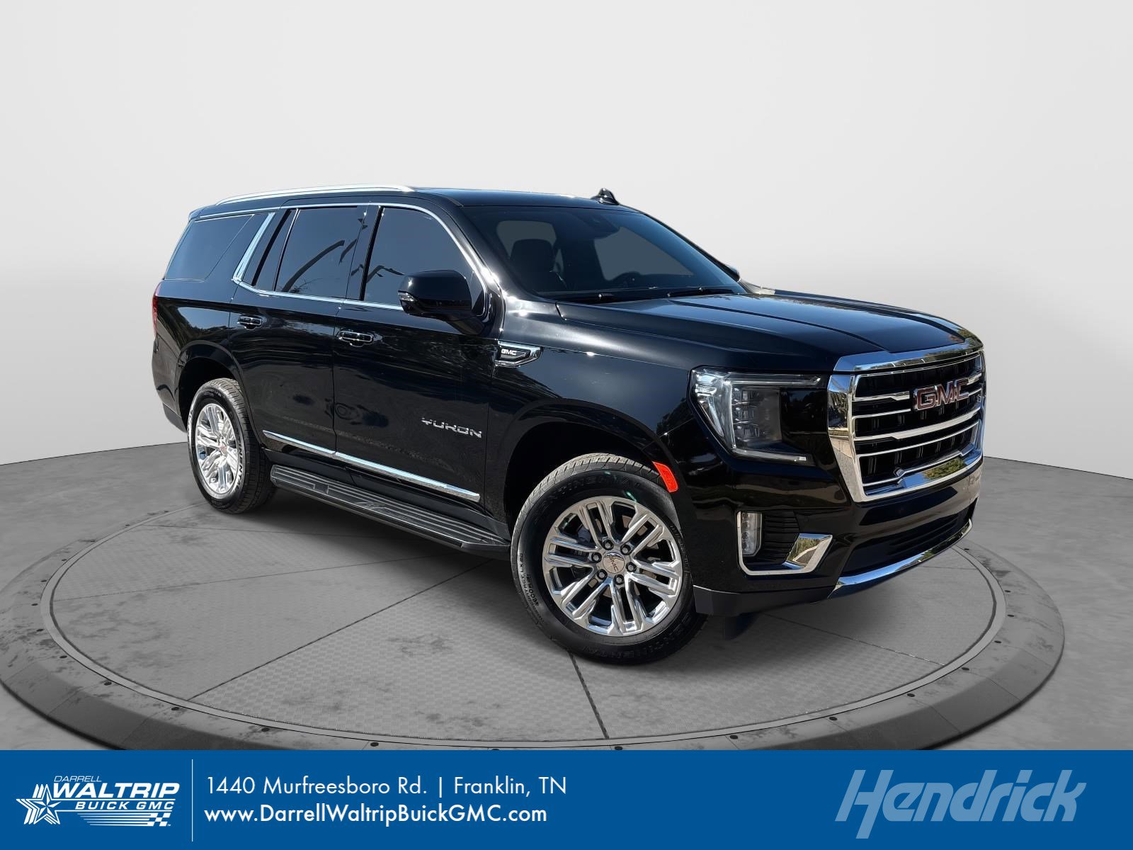 2024 GMC Yukon SLT's photo