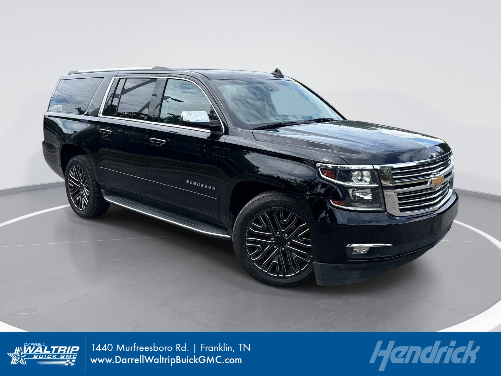 2018 Chevrolet Suburban 4WD 1500 Premier's photo