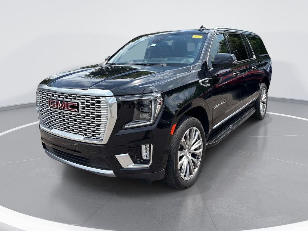 Used 2023 GMC Yukon XL Denali SUV