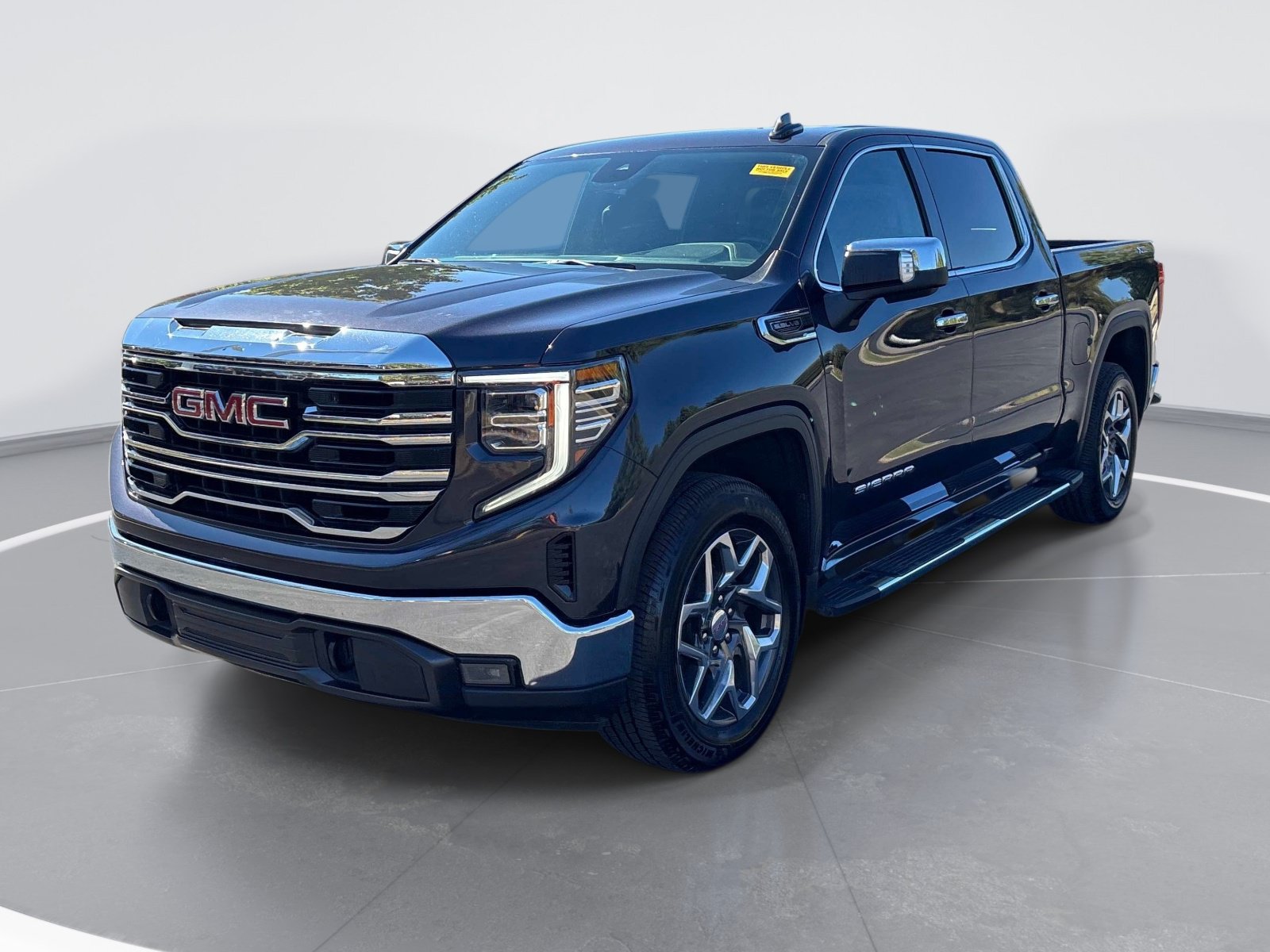 Used 2023 GMC Sierra 1500 SLT Truck Crew Cab