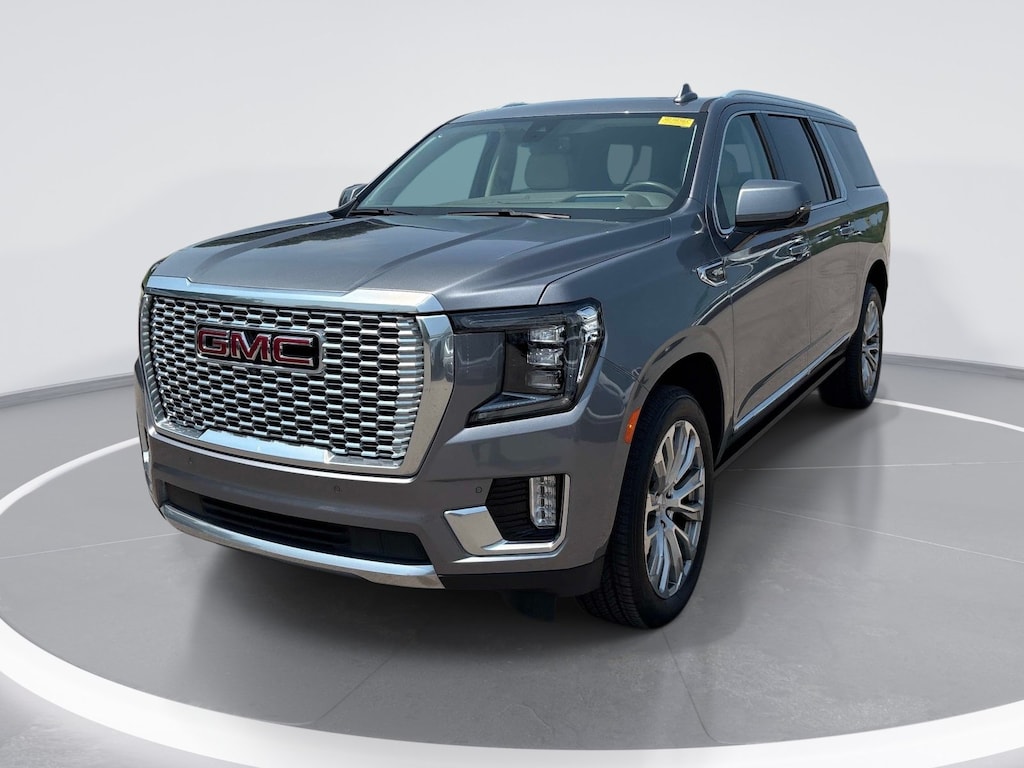 Used 2022 GMC Yukon XL Denali SUV