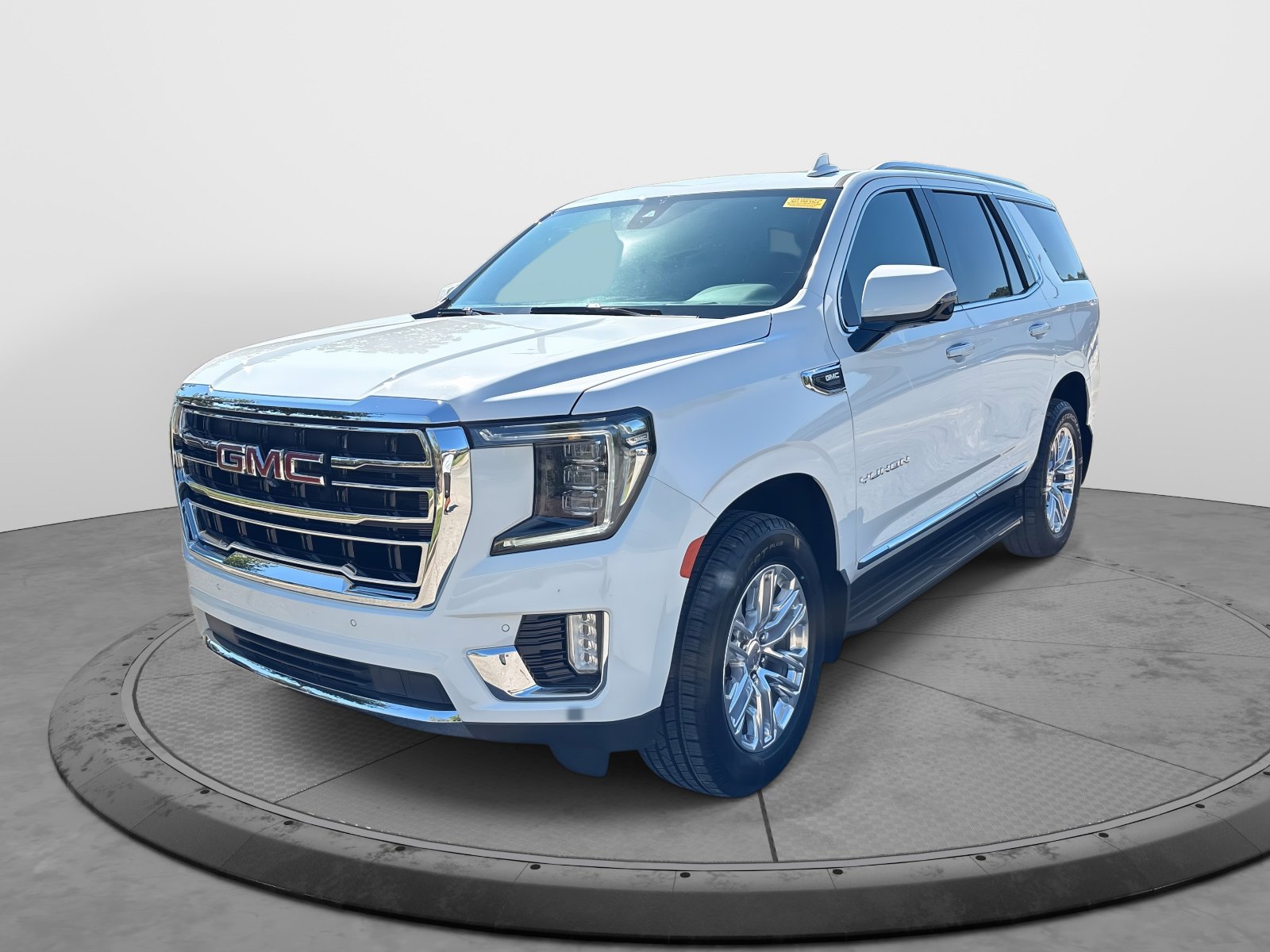 2021 Gmc Yukon SLT photo 3