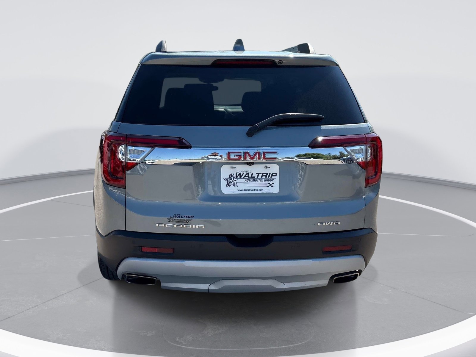 2023 GMC Acadia SLE photo 6