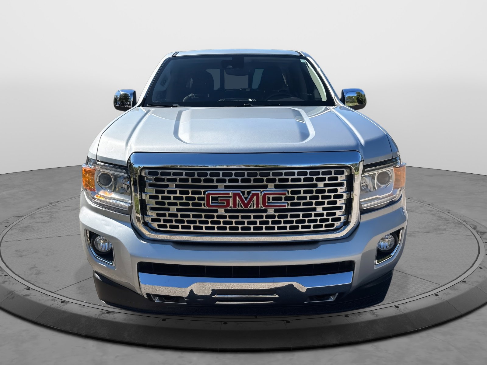 2017 Gmc Canyon Denali photo 2