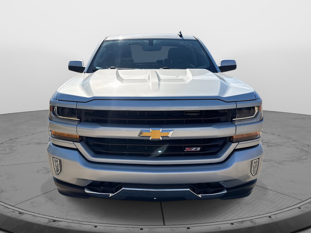 Used 2018 Chevrolet Silverado 1500 LT Truck Crew Cab