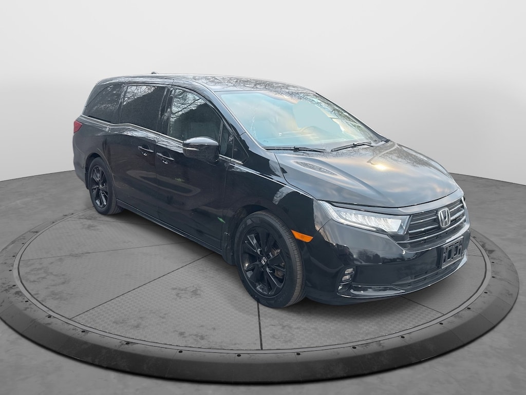 Certified 2023 Honda Odyssey Sport Minivan