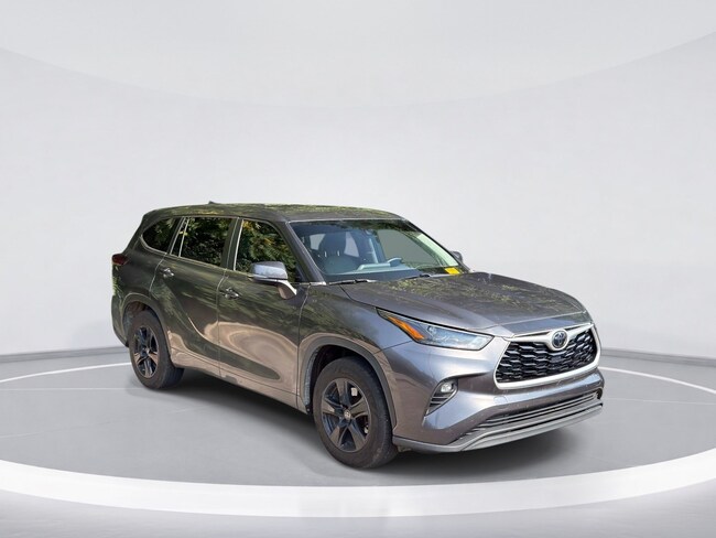 2023 Toyota Highlander LE SUV